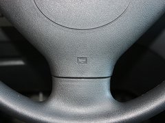 2011款 1.0L 手动 传奇版
