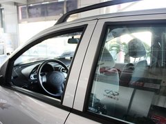 2011款 1.0L 手动 传奇版