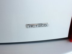 2011款 1.0L 手动 传奇版