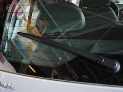2011款 1.0L 手动 传奇版