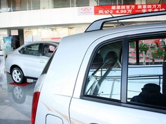 2011款 1.0L 手动 传奇版