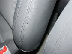 2011款 1.0L 手动 传奇版