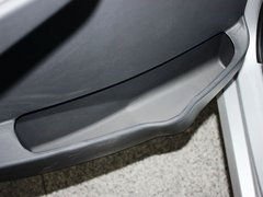 2011款 1.0L 手动 传奇版