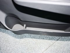 2011款 1.0L 手动 传奇版
