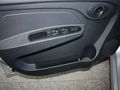 2011款 1.0L 手动 传奇版