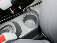 2011款 1.0L 手动 传奇版