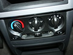 2011款 1.0L 手动 传奇版