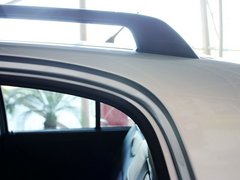 2011款 1.0L 手动 传奇版