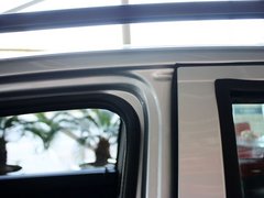 2011款 1.0L 手动 传奇版