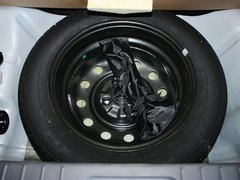 2011款 1.0L 手动 传奇版