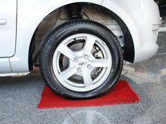 2011款 1.0L 手动 传奇版