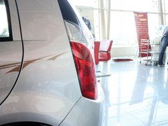 2011款 1.0L 手动 传奇版