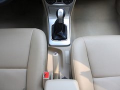 2012款 1.5L 手动 豪华型