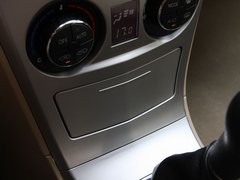 2012款 1.5L 手动 豪华型