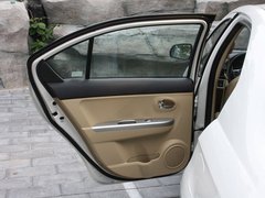 2012款 1.5L 手动 豪华型