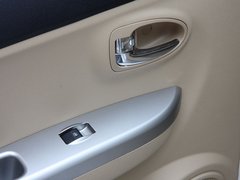 2012款 1.5L 手动 豪华型