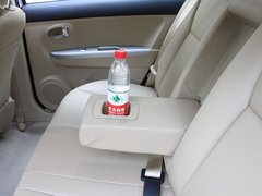2012款 1.5L 手动 豪华型
