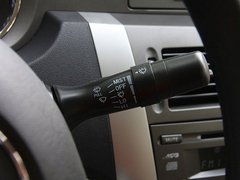 2012款 1.5L 手动 豪华型