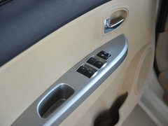 2012款 1.5L 手动 豪华型