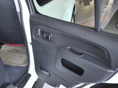 2009款 2.4 手动 2WD标准型(国Ⅳ) 5座
