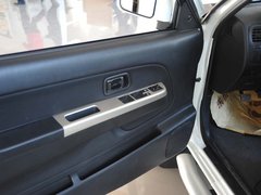 2009款 2.4 手动 2WD标准型(国Ⅳ) 5座