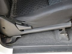 2009款 2.4 手动 2WD豪华型(国Ⅳ) 5座