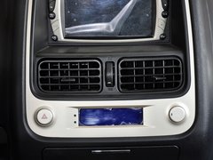 2009款 2.4 手动 2WD豪华型(国Ⅳ) 5座