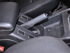 2009款 2.4 手动 2WD豪华型(国Ⅳ) 5座