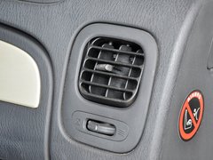 2009款 2.4 手动 2WD豪华型(国Ⅳ) 5座