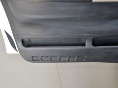 2009款 2.4 手动 2WD豪华型(国Ⅳ) 5座