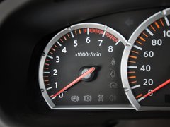 2009款 2.4 手动 2WD豪华型(国Ⅳ) 5座