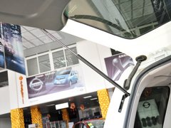 2009款 2.4 手动 2WD豪华型(国Ⅳ) 5座