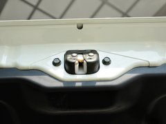 2009款 2.4 手动 2WD豪华型(国Ⅳ) 5座