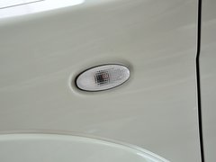 2009款 2.4 手动 2WD豪华型(国Ⅳ) 5座