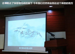 2009款 2.4 手动 4WD行政型(国Ⅳ) 5座