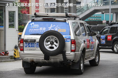 2009款 2.4 手动 4WD行政型(国Ⅳ) 5座