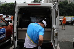 2009款 2.4 手动 4WD行政型(国Ⅳ) 5座