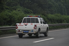 2009款 2.4 手动 4WD行政型(国Ⅳ) 5座