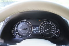 2009款 2.4 手动 4WD行政型(国Ⅳ) 5座