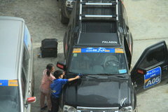 2009款 2.4 手动 4WD行政型(国Ⅳ) 5座