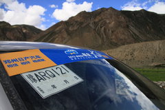 2009款 2.4 手动 4WD行政型(国Ⅳ) 5座