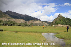 2009款 2.4 手动 4WD行政型(国Ⅳ) 5座