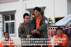 2009款 2.4 手动 4WD行政型(国Ⅳ) 5座