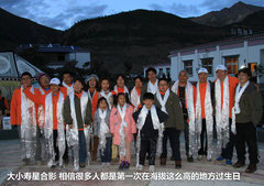 2009款 2.4 手动 4WD行政型(国Ⅳ) 5座