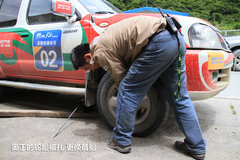 2009款 2.4 手动 4WD行政型(国Ⅳ) 5座