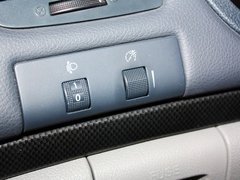 2011款 2.0T 手动 两驱舒适型 5座