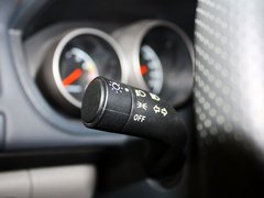 2011款 2.0T 手动 两驱舒适型 5座