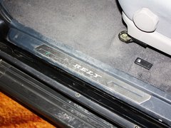 2011款 2.0T 手动 两驱舒适型 5座