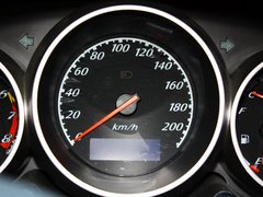 2011款 2.0T 手动 两驱舒适型 5座