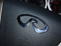 2011款 2.0T 手动 两驱舒适型 5座